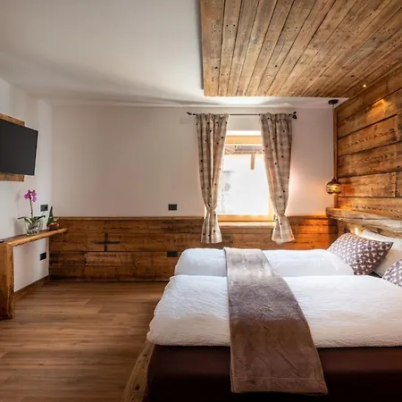 Bed and Breakfast Ciasa Marizana Soraga di Fassa Exterior foto