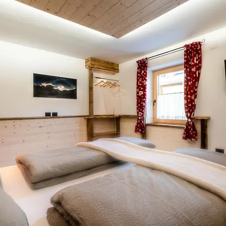 Bed and Breakfast Ciasa Marizana Soraga di Fassa Exterior foto